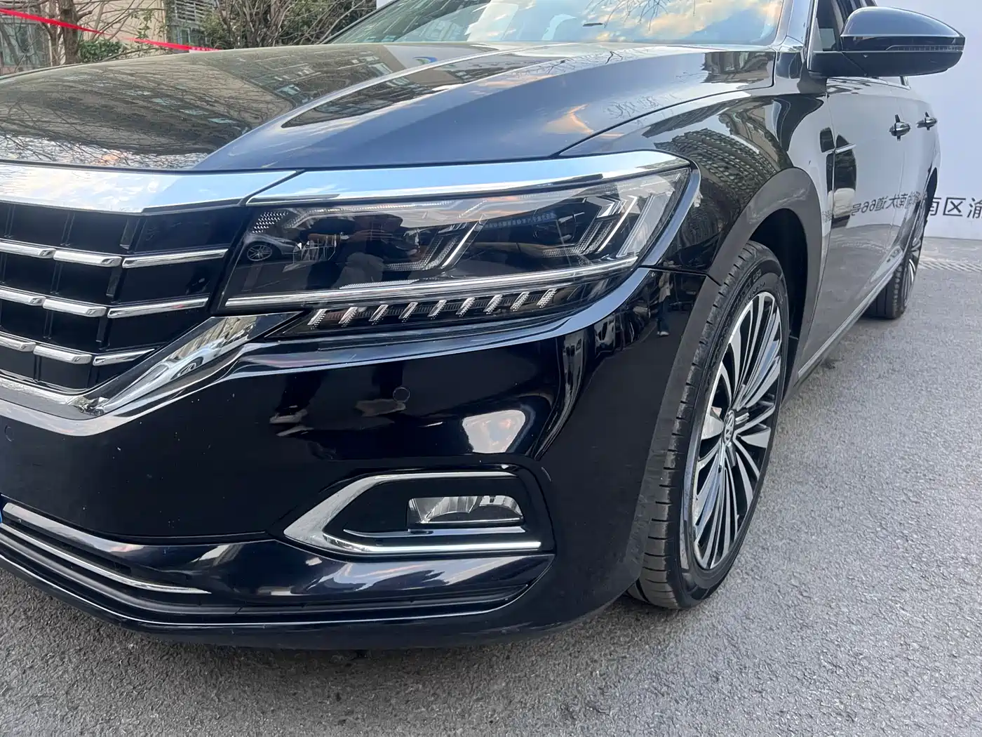 Volkswagen Passat 2019 330TSI Luxury Edition China VI фото 4