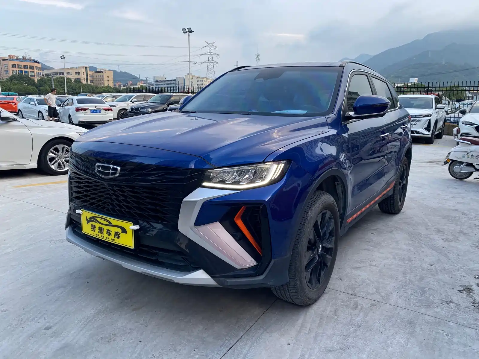 صورة 1 - Geely Atlas