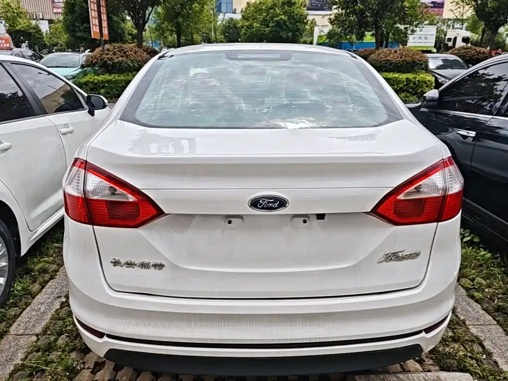Ford Fiesta 2016 2013 Sedan 1.5L Manual Trend