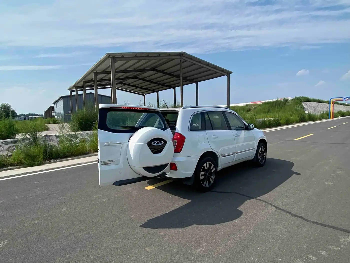 Chery Tiggo 3 2017 2016 1.6L CVT Smart Edition