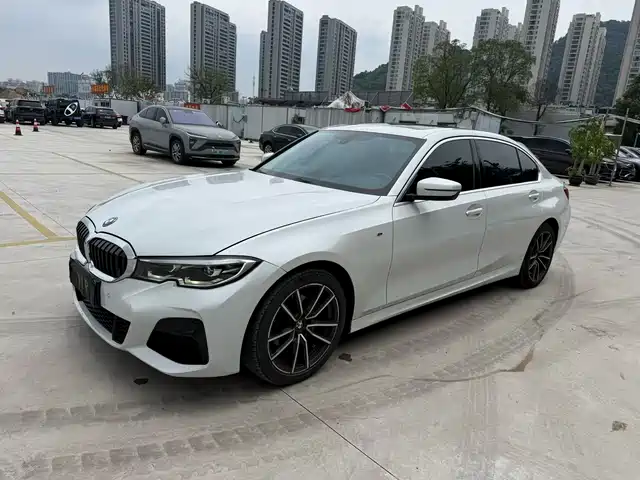 BMW 3 320Li, M Спорт-пакет