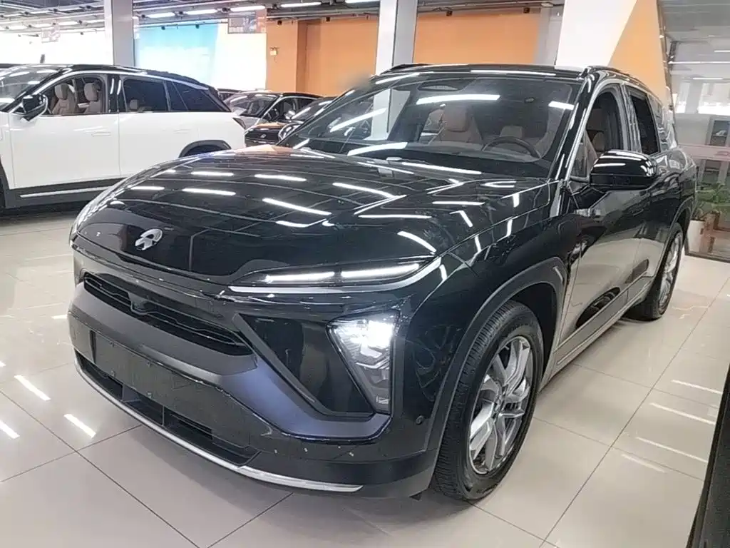 Фото 1 - NIO ES6