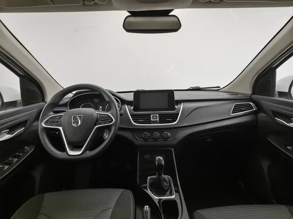 Baojun 730 2021 2021 1.5L Manual Fashion 7-Seater