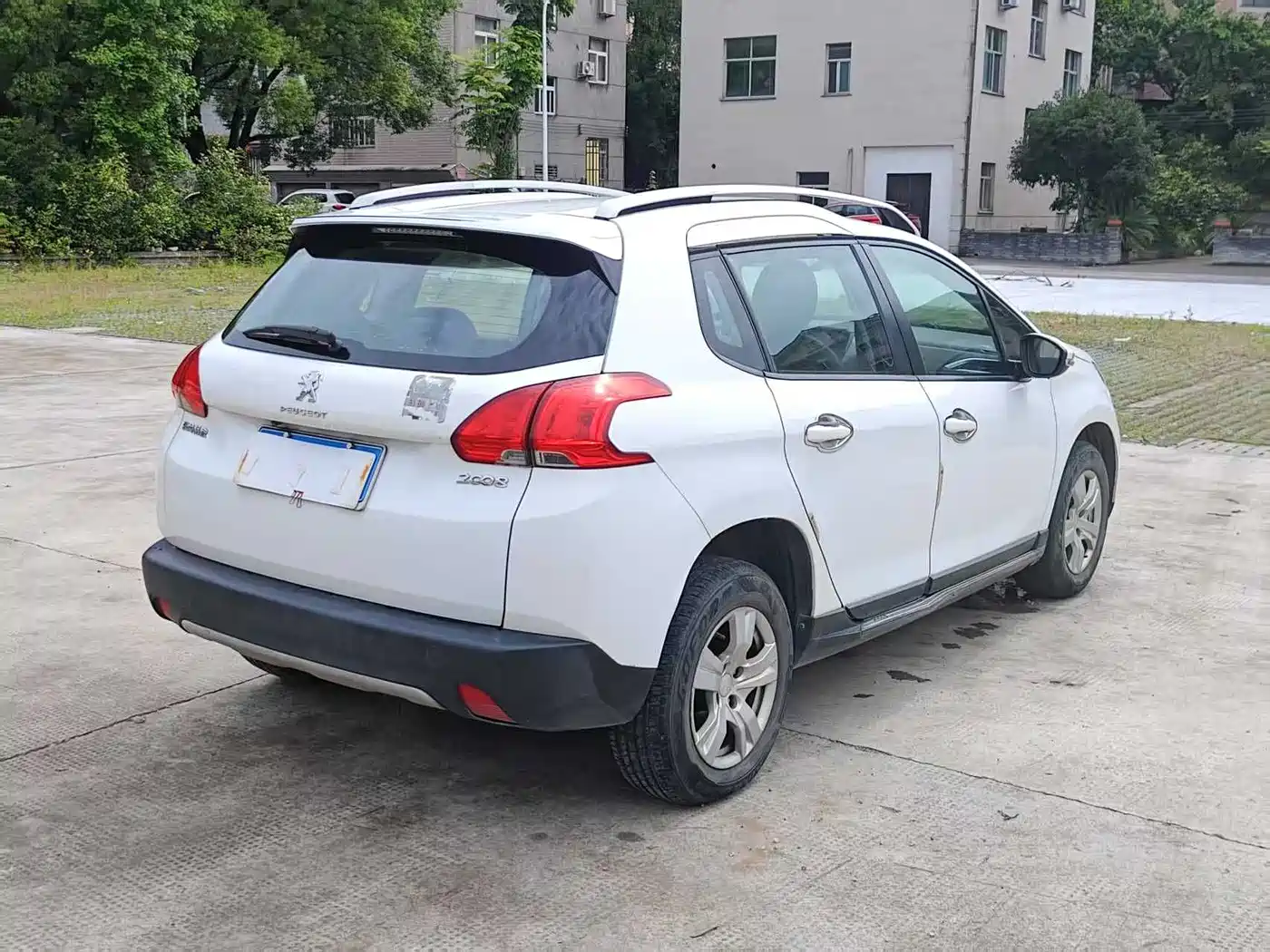 Peugeot 2008 2014 1.6L Automatic Trend Edition фото 7