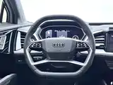 Photo 16 - Audi Q4 e-tron