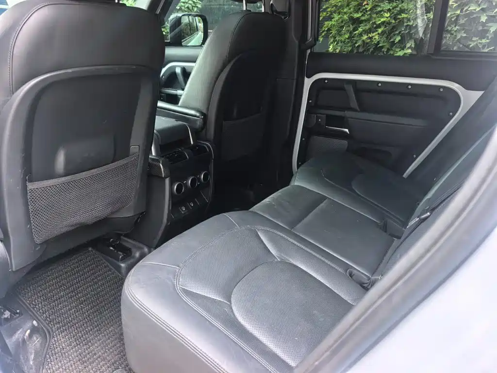 Фото 5 - Land Rover Defender