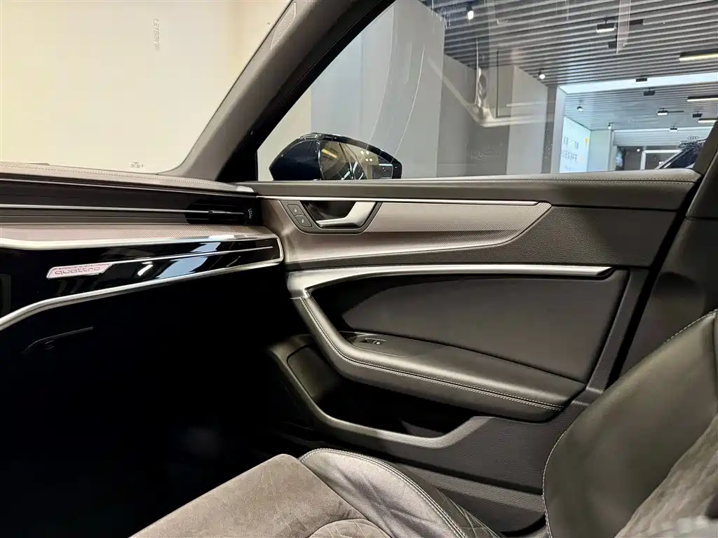 Audi A6L 2021 55 TFSI quattro Premium Dynamic фото 28
