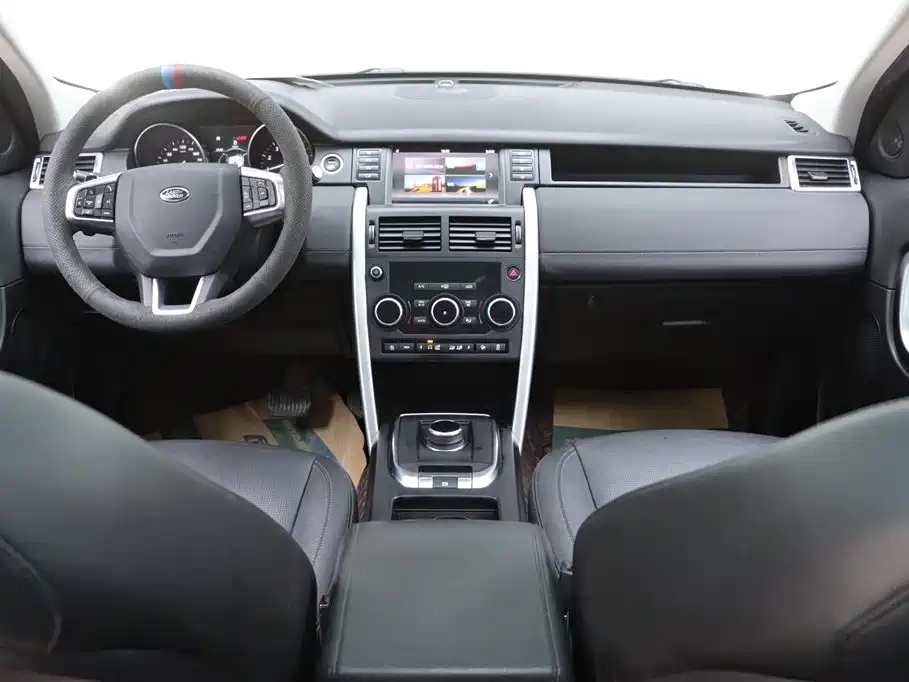 Land Rover Discovery Sport 2019 240PS SE Edition China VI фото 22