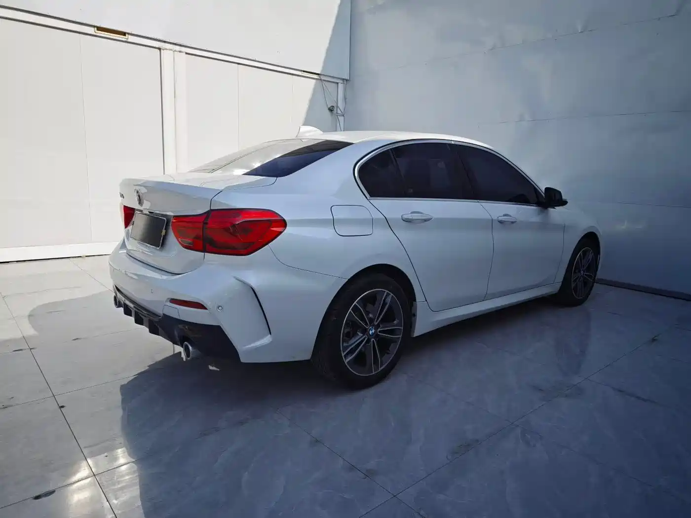 BMW 1 Series 2021 120i M Sport фото 9