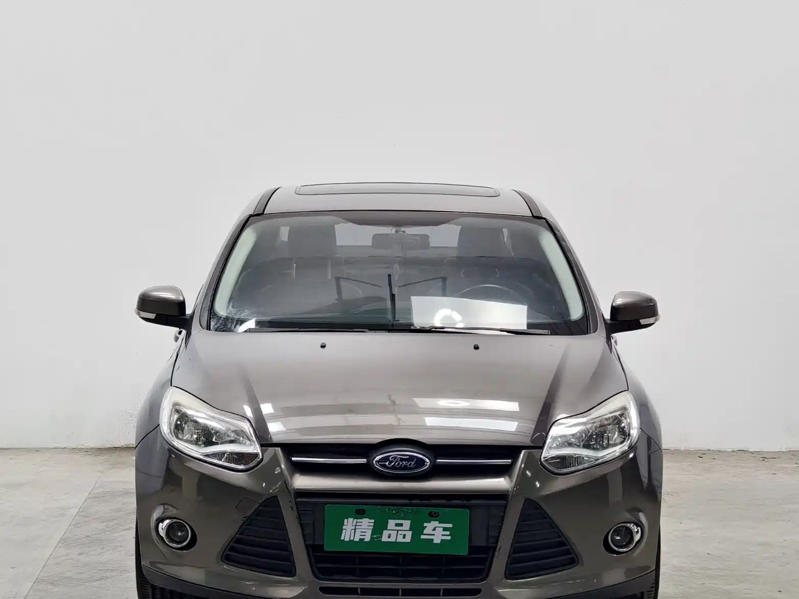 Фото 2 - Ford Focus