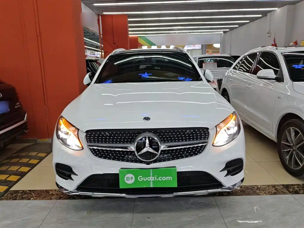 Mercedes-Benz GLC 2017 GLC 260 4MATIC Dynamic фото 3