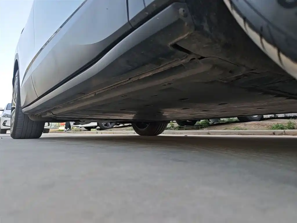 Volkswagen ID.4 X 2023 Pure Long Range Edition фото 21