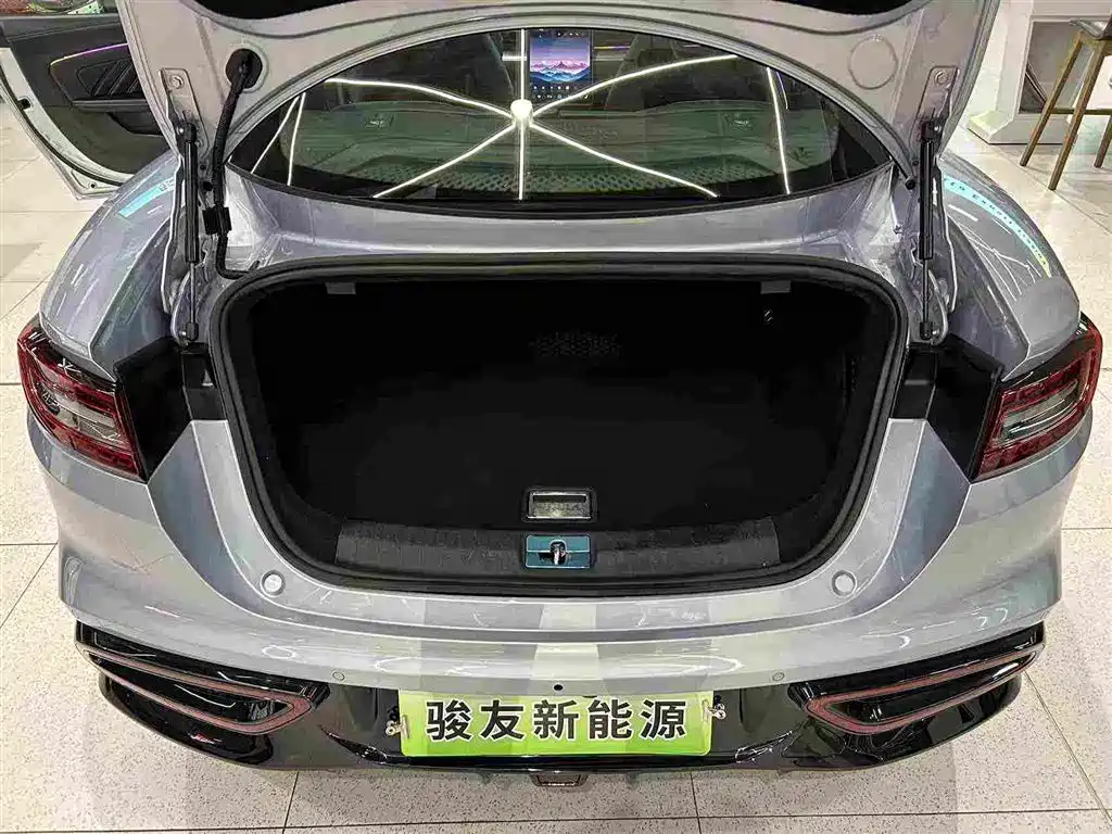 Nezha Auto Nezha GT 2024 2023 Model 560 Lite