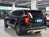 Фото 10 - Volvo XC90