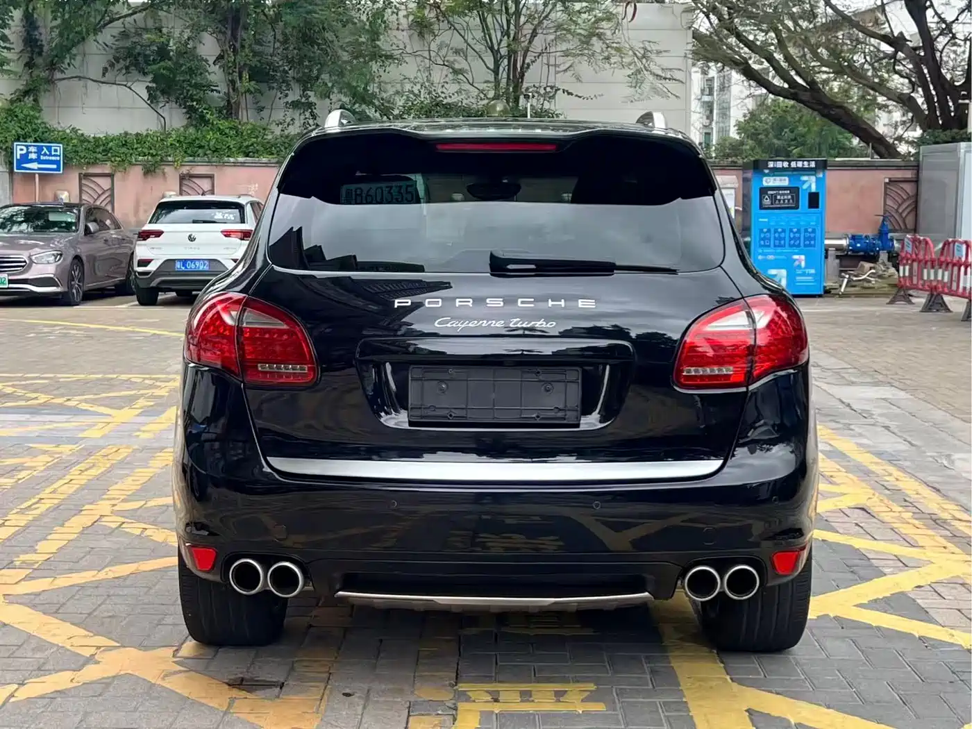 Porsche Cayenne 2011 Cayenne Turbo 4.8T фото 10
