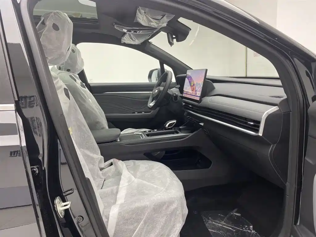 Geely Haoyue L 2026 2026 1.5TD DCT Happiness 7-Seater