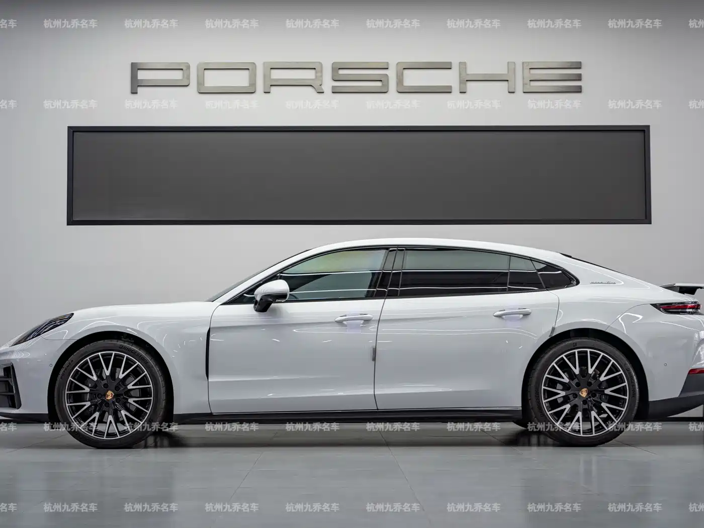 Porsche Panamera 2026 2024 Panamera 4 Executive Long Wheelbase 2.9T