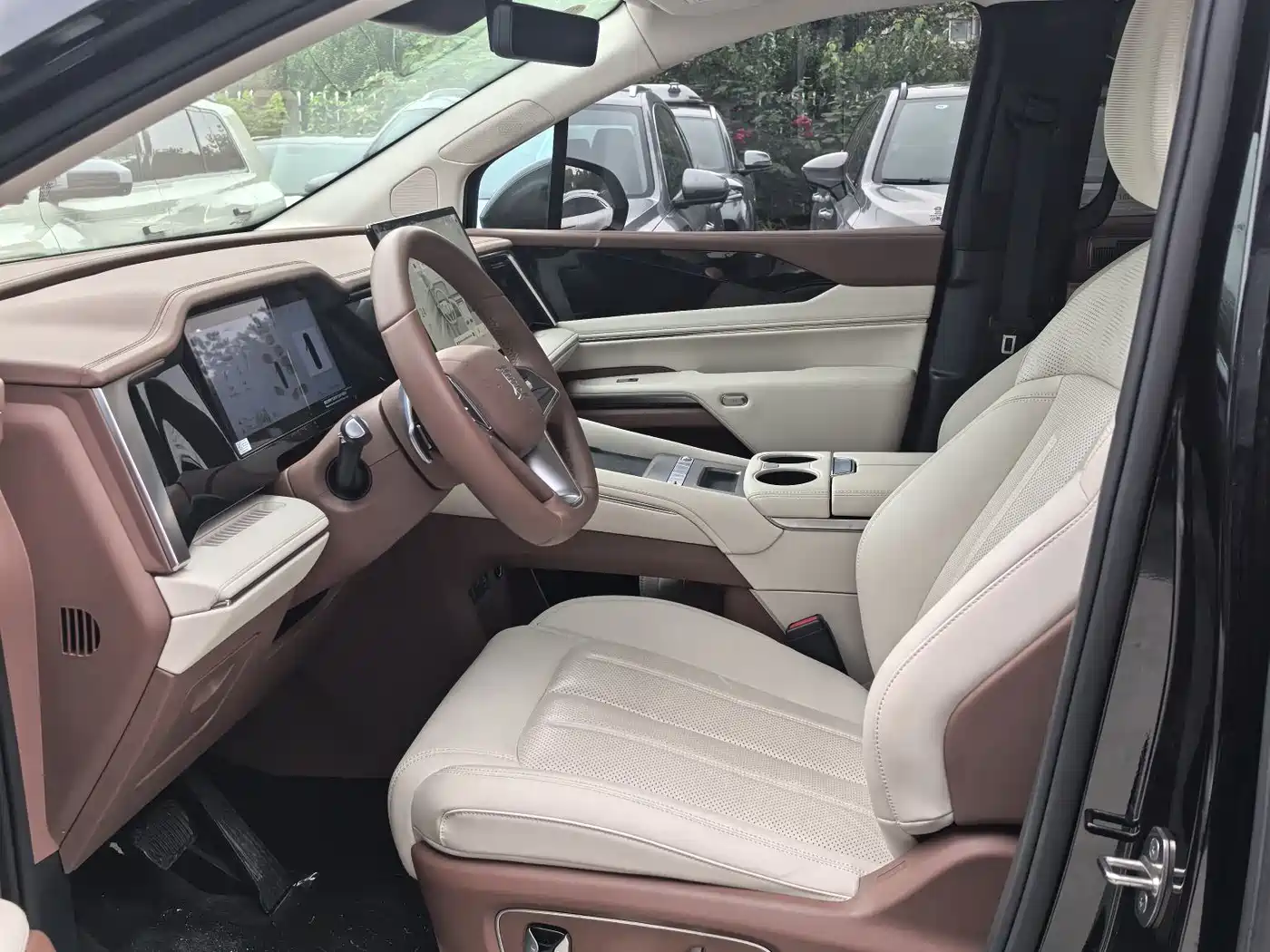 BYD Xia 2025 DM-i 1.5T 180km Excellence фото 7