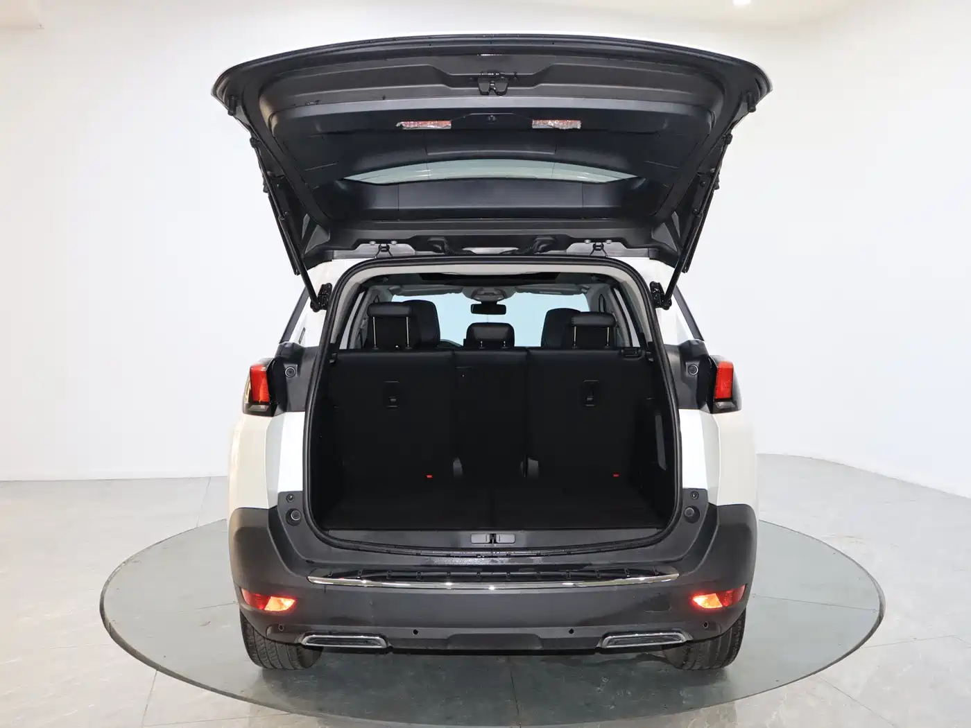 Peugeot 5008 2021 360THP 5-seater Performance Edition фото 16