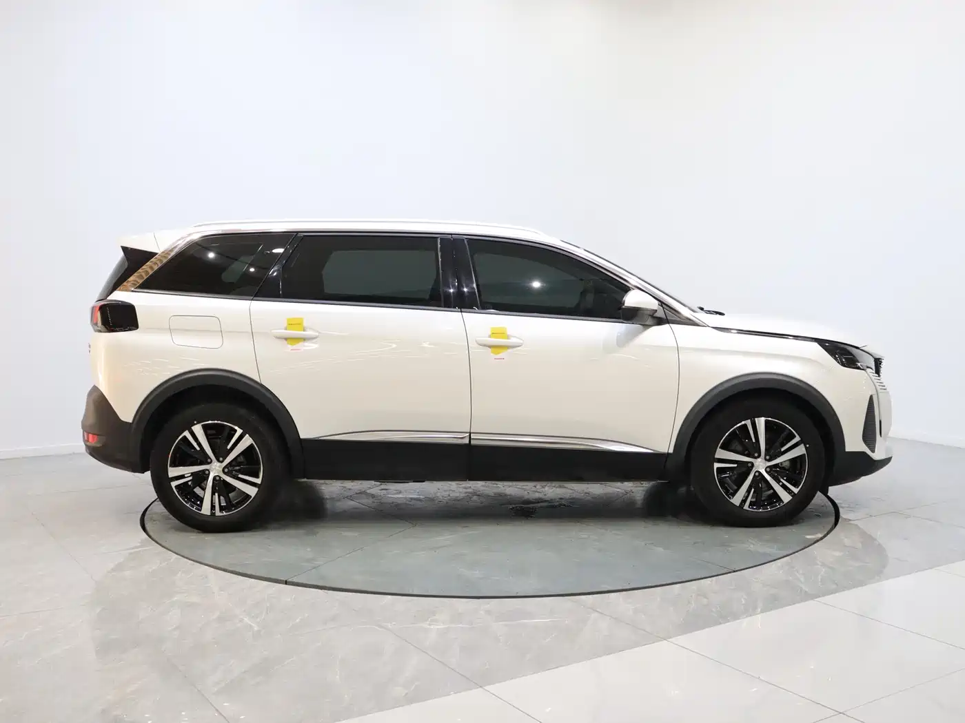 Peugeot 5008 2021 360THP 5-seater Performance Edition фото 6