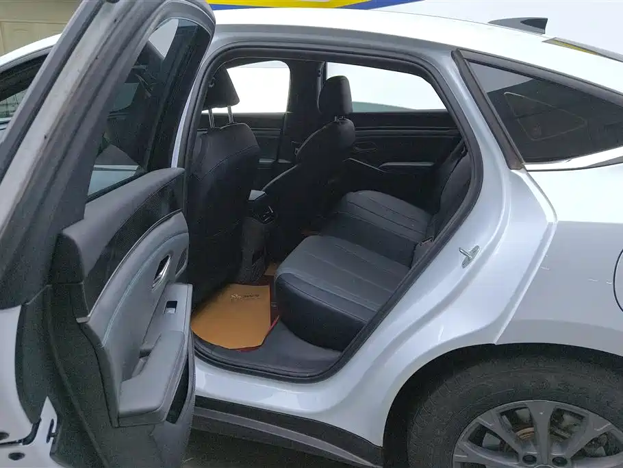 BYD Qin L 2025 DM-i Smart Drive Edition 80KM Leading фото 11