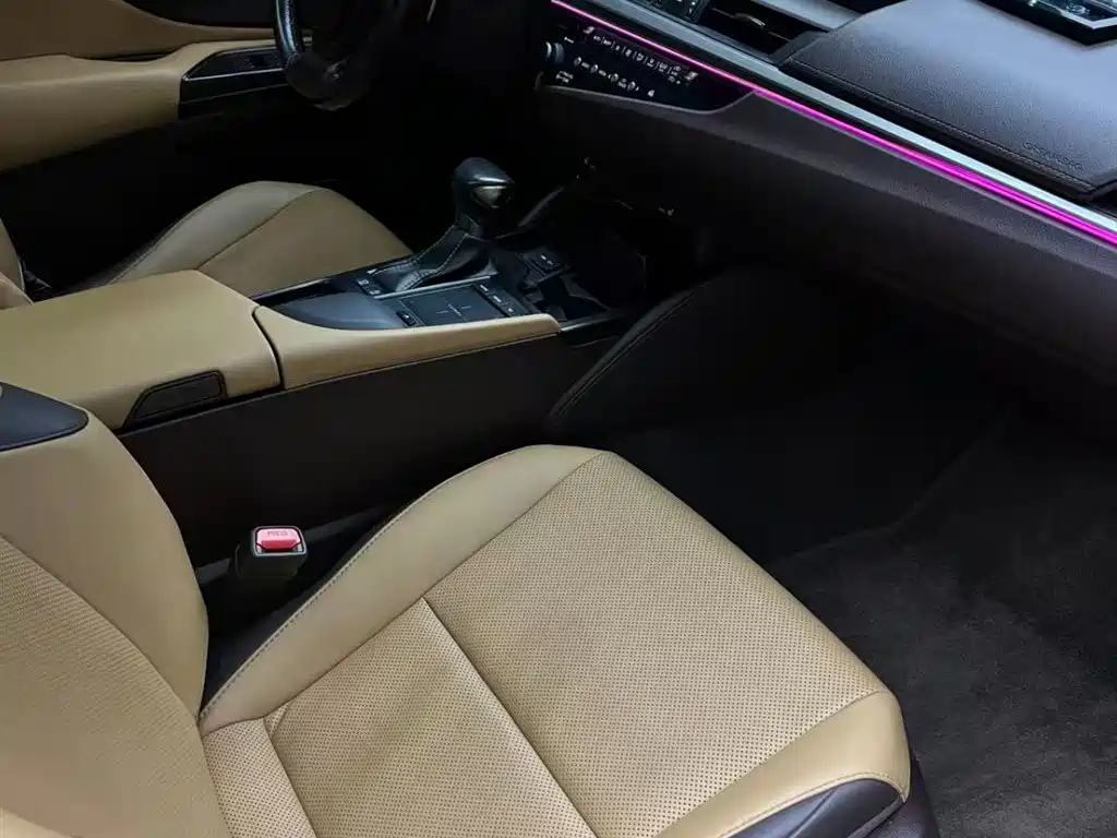 Lexus ES 2018 200 Excellence Edition China V фото 8