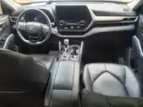 صورة 16 - Toyota Highlander