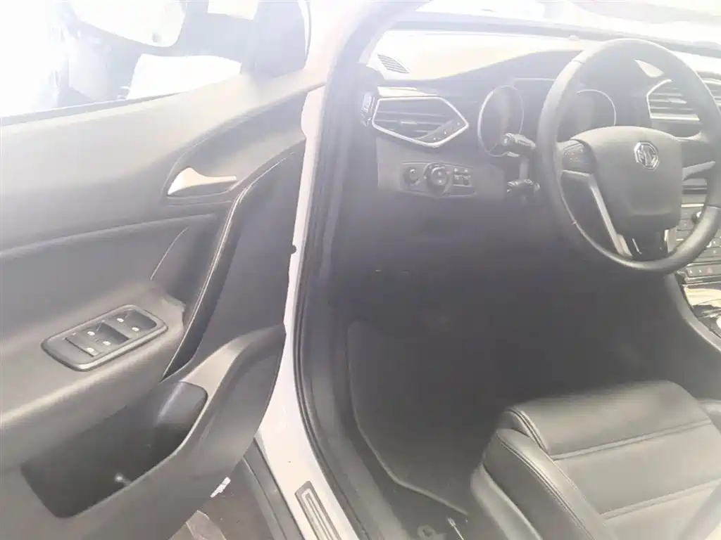 MG Roewe RX5 2016 2016 1.5TGI TST Luxury Edition