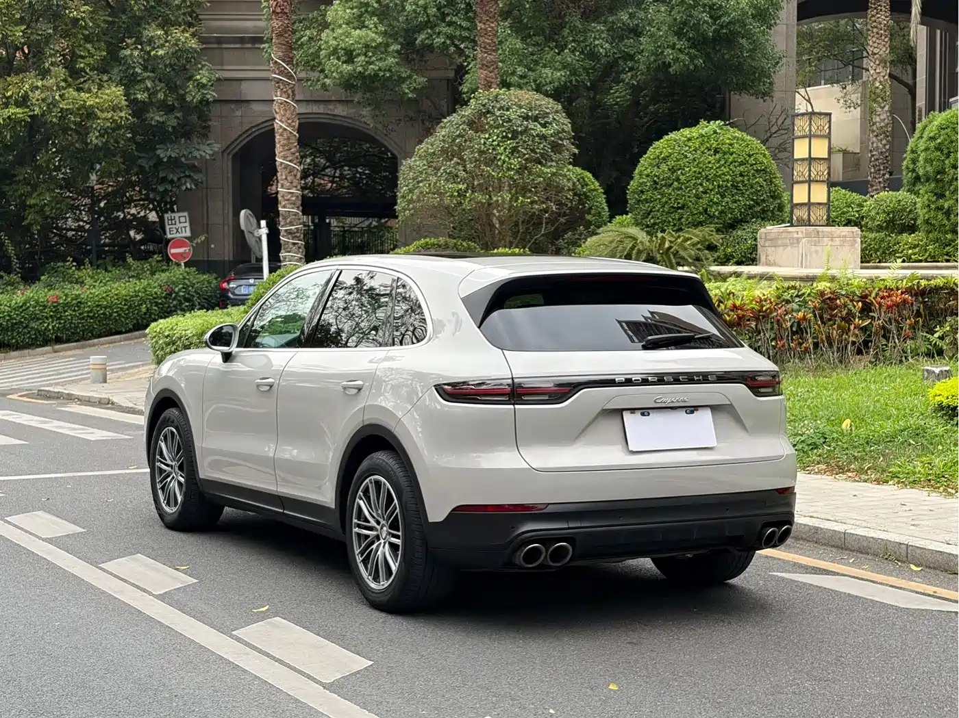 Porsche Cayenne 2018 Cayenne 3.0T фото 15