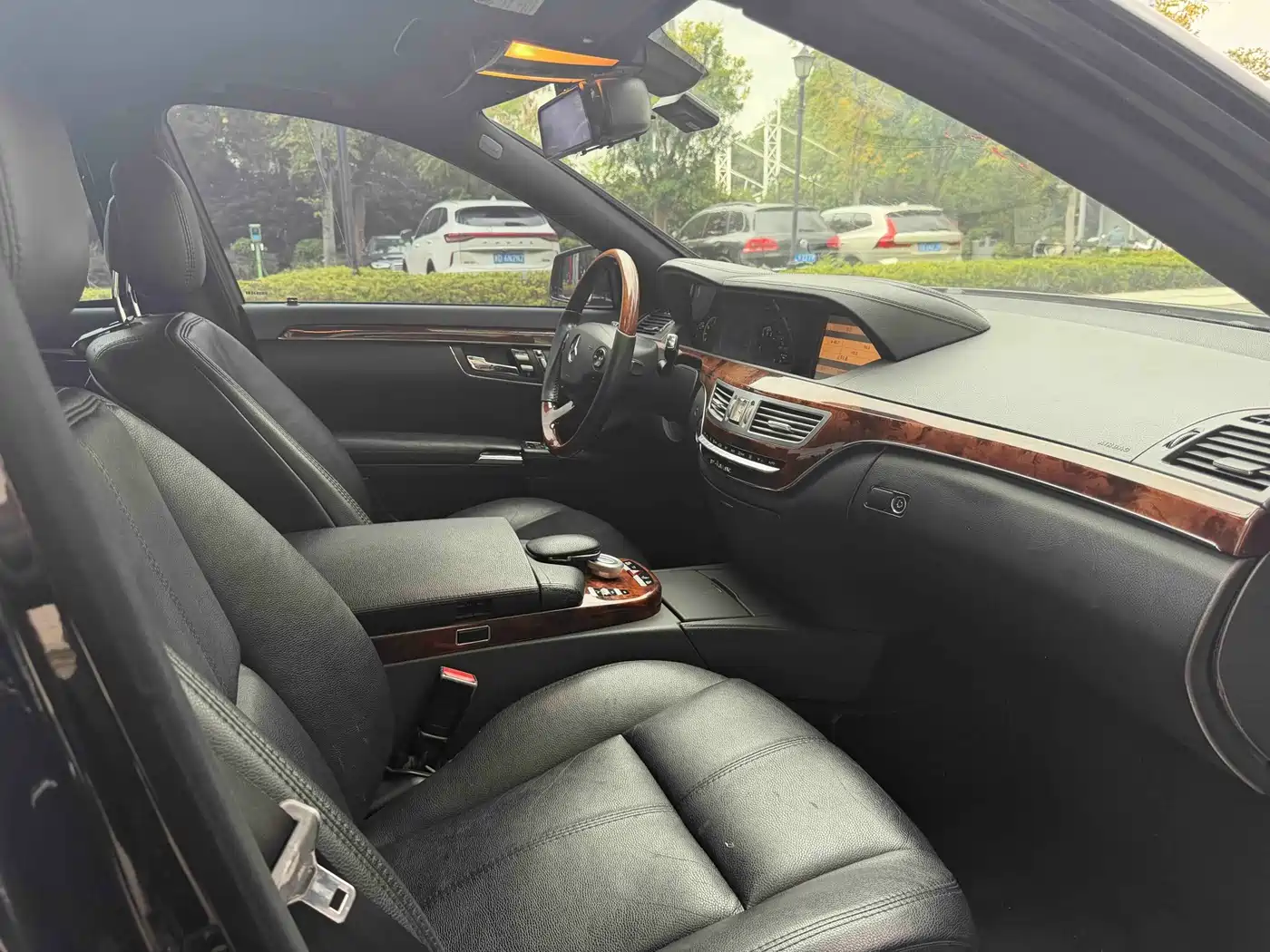 Фото 11 - Mercedes-Benz S-Class