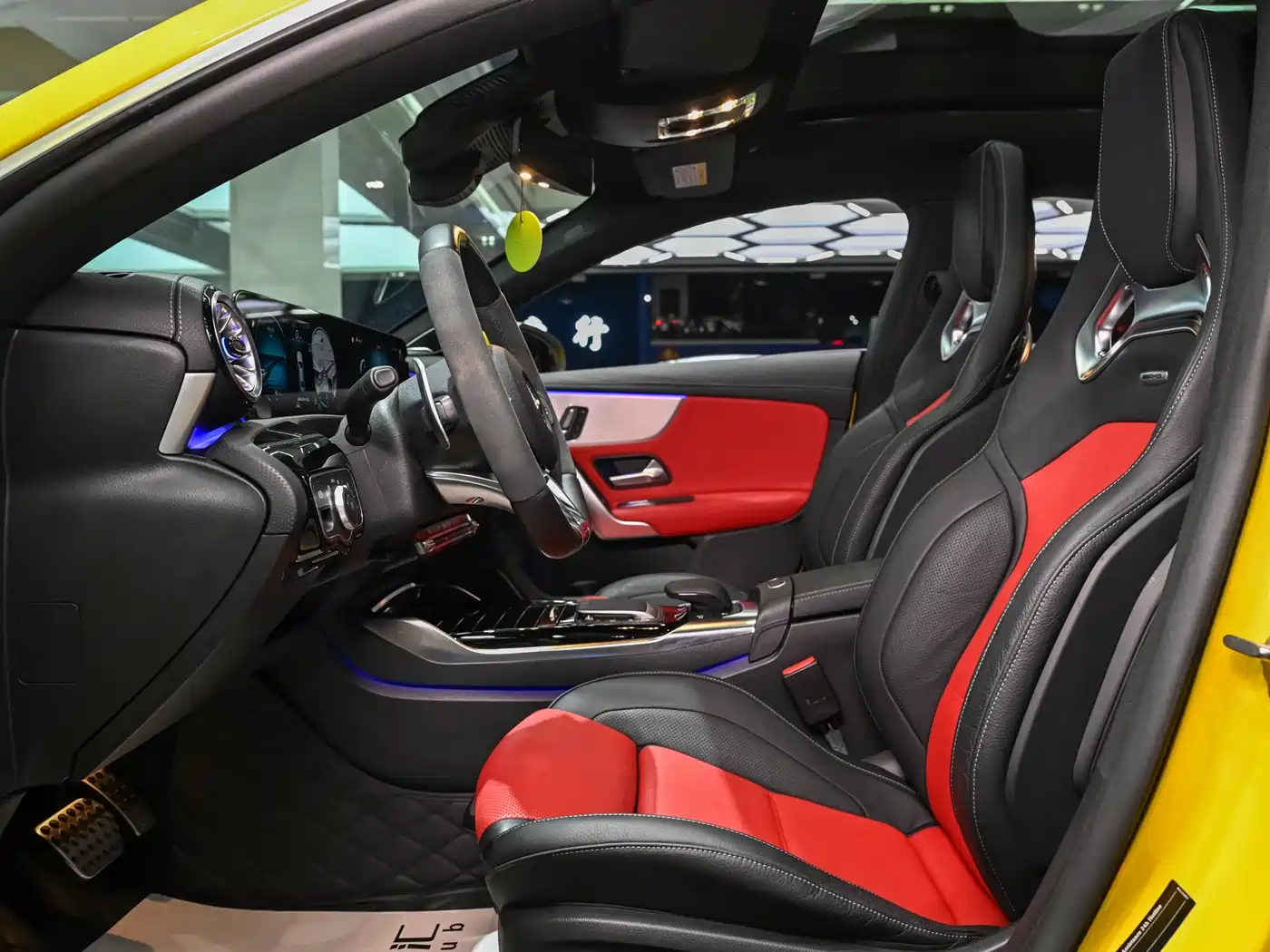 Mercedes-Benz CLA AMG 2022 AMG CLA 45 4MATIC+ фото 13