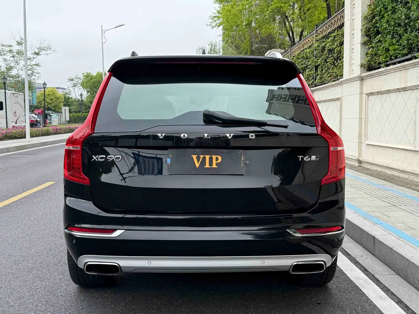 Фото 4 - Volvo XC90