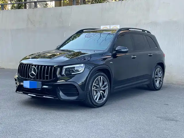 MERCEDES-BENZ GLB AMG