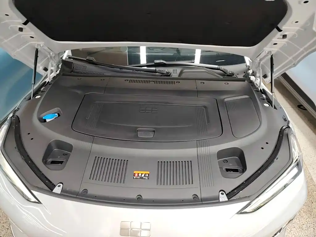 Geely Galaxy Galaxy E8 2025 2025 700km Long Voyage Smart Drive Edition