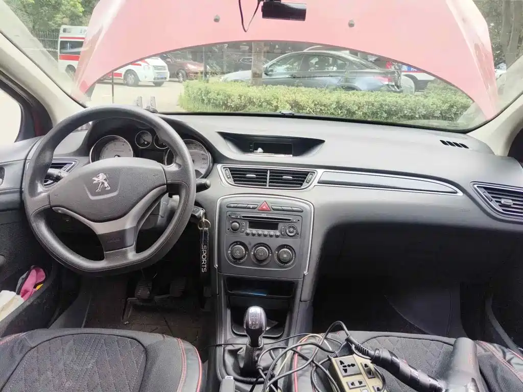 Photo 12 - Peugeot 308