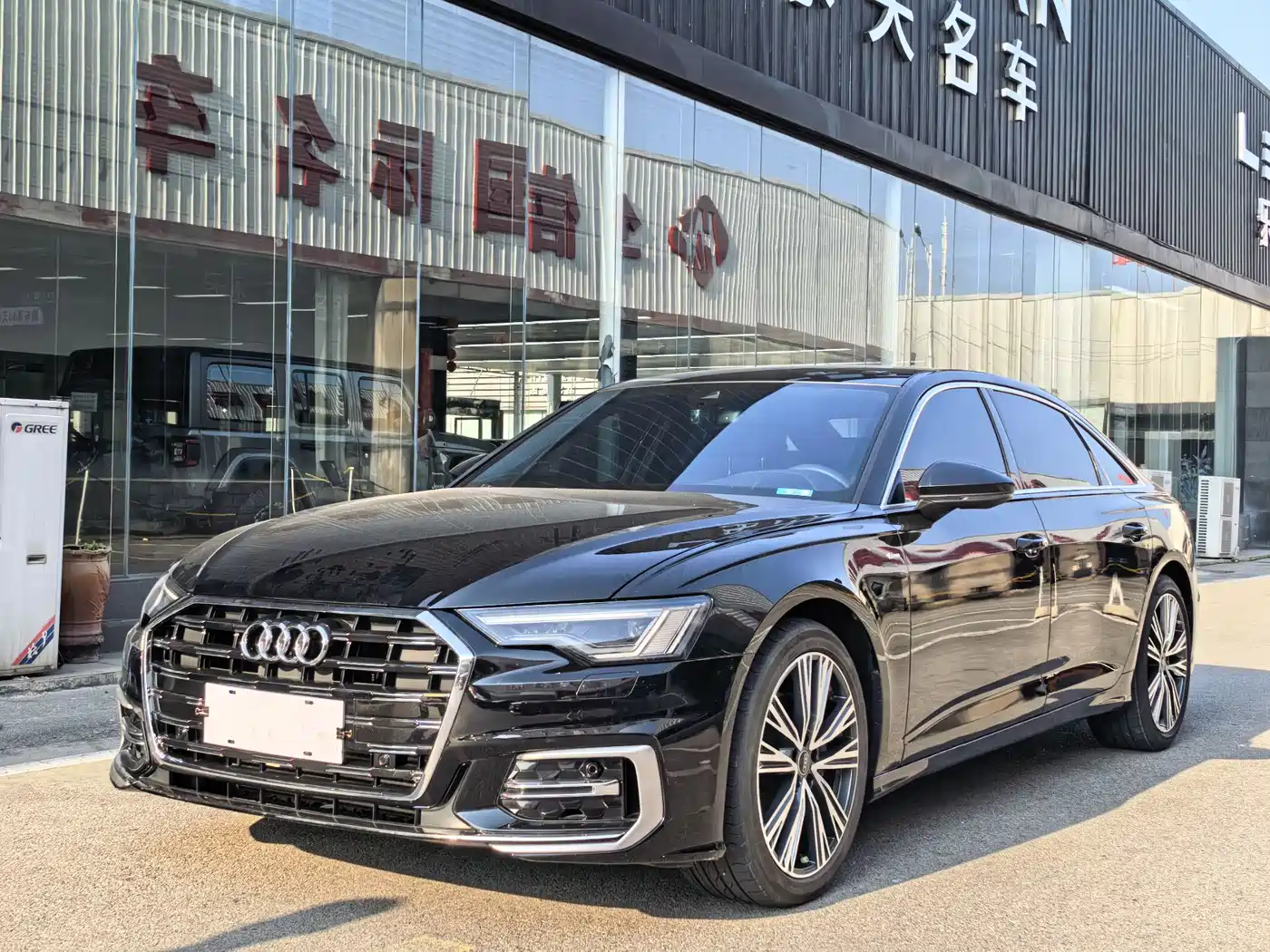 Audi A6L 2023 40 TFSI Luxury Dynamic
