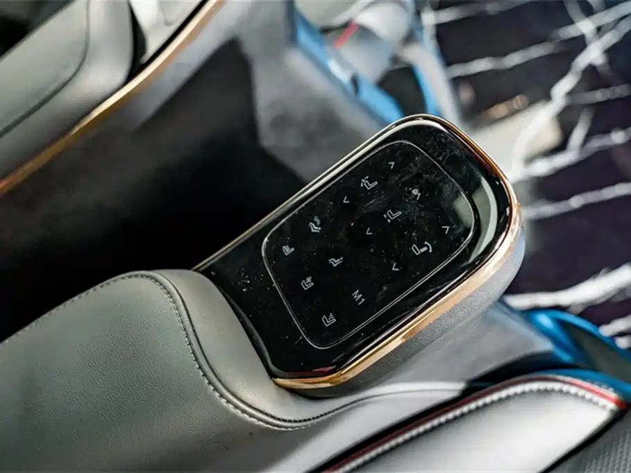 GAC Trumpchi Trumpchi M8 2023 Model Master Series 400T Flagship Edition фото 27