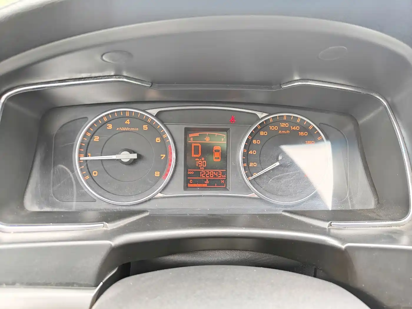 Фото 20 - Geely Vision
