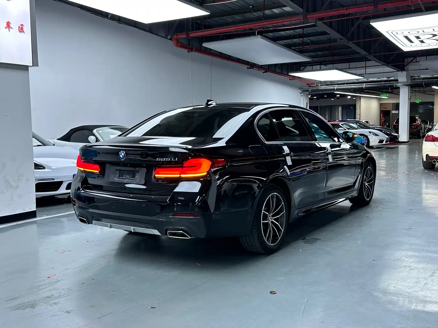 BMW 5 Series 2022 525Li M Sport Package фото 4