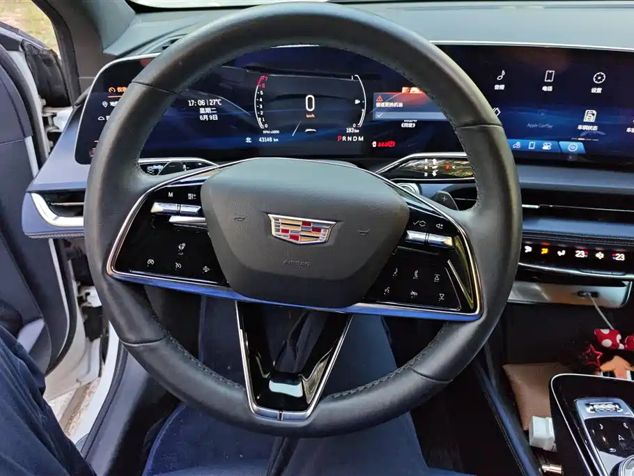 CADILLAC GT4
