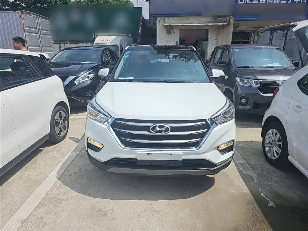 Hyundai Beijing Hyundai ix25 2017 1.6L Automatic Smart Edition фото 3