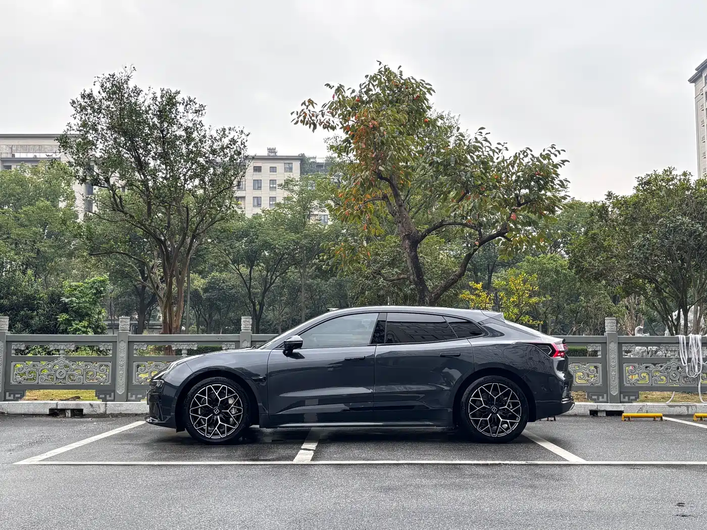 2026 ZEEKR 001