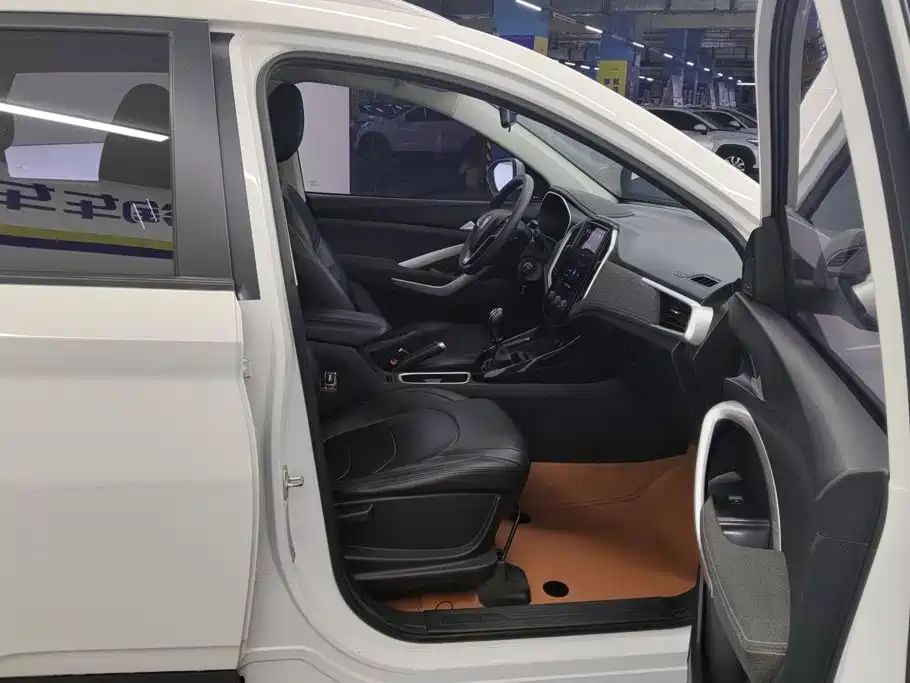 Фото 8 - Baojun 530