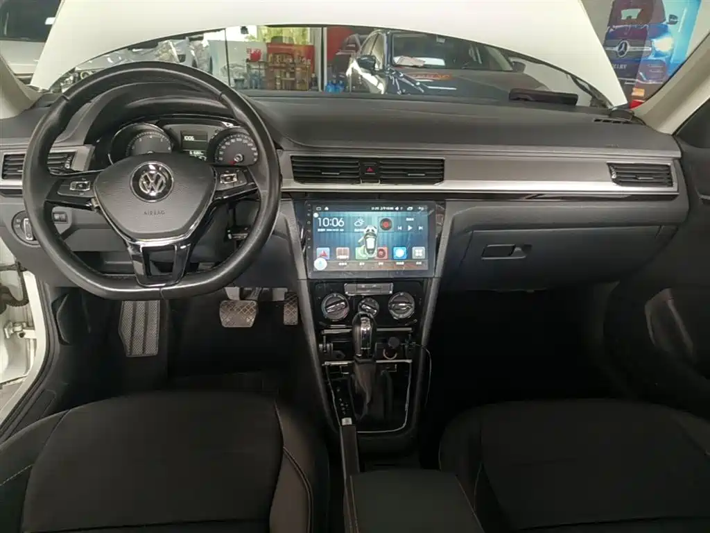 Volkswagen Bora 2018 1.5L Automatic Comfort фото 10