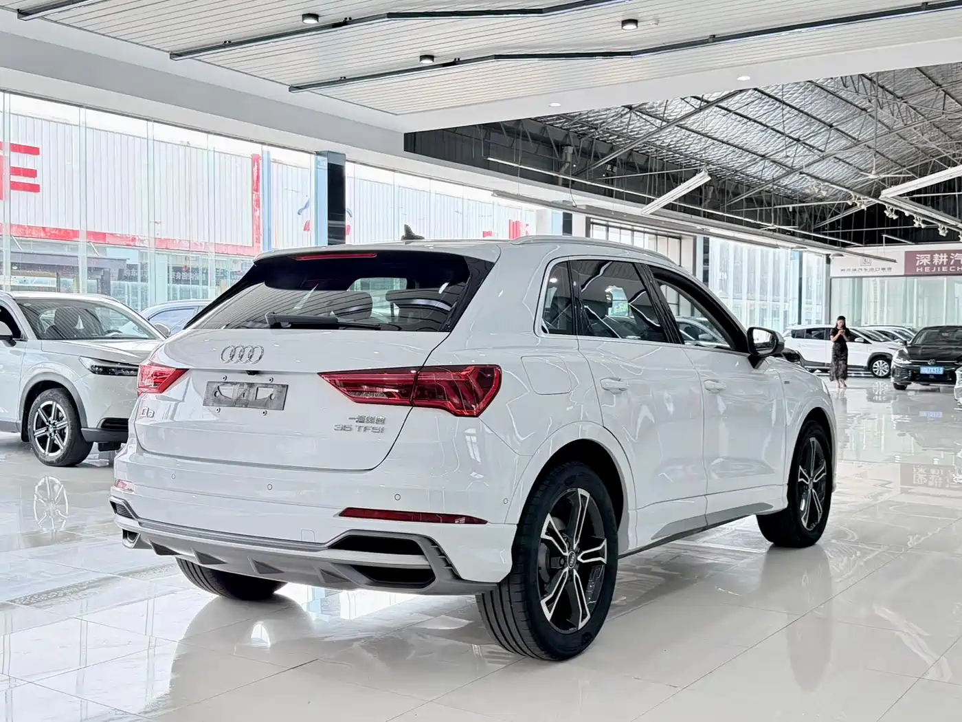 Audi Q3 2022 35 TFSI Fashion Dynamic фото 13