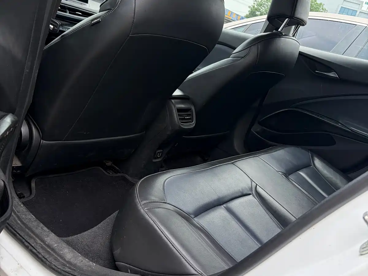 Buick Velite 6 2019 Connected Fashion Edition фото 14
