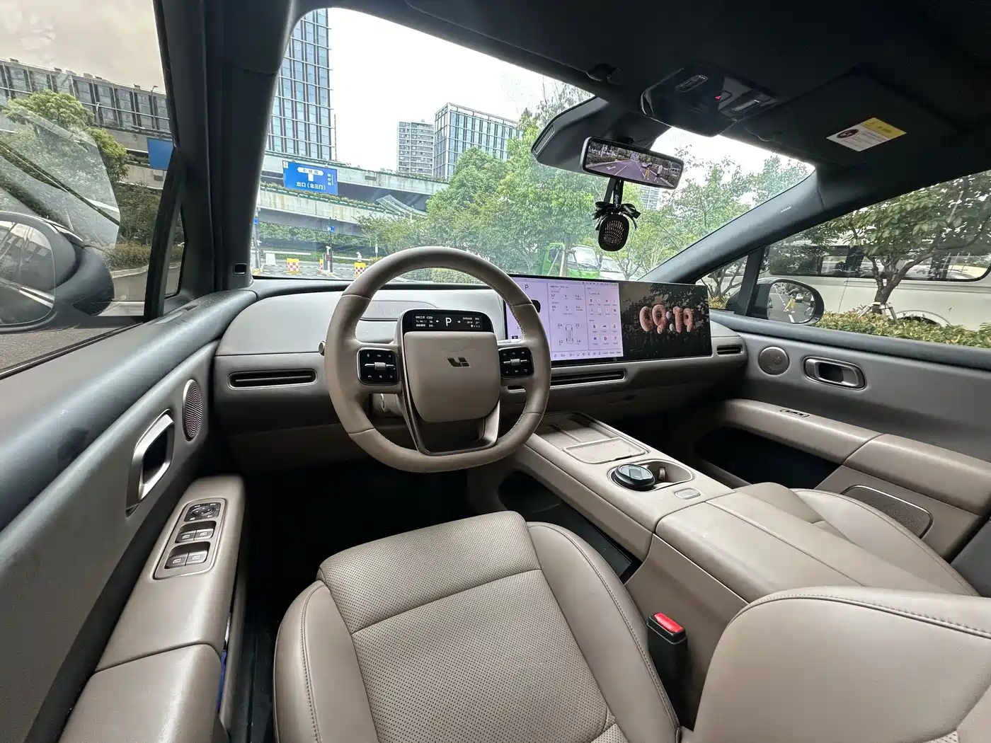 Li Auto i6 2026 2025 2WD Base Model