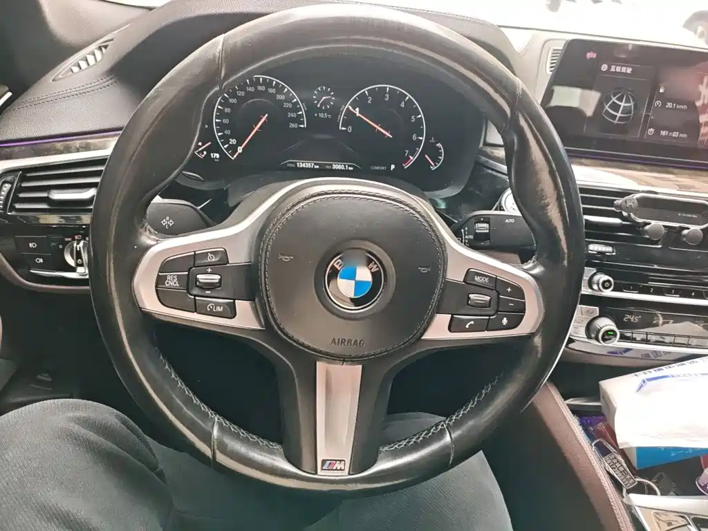 Фото 4 - BMW 5 Series