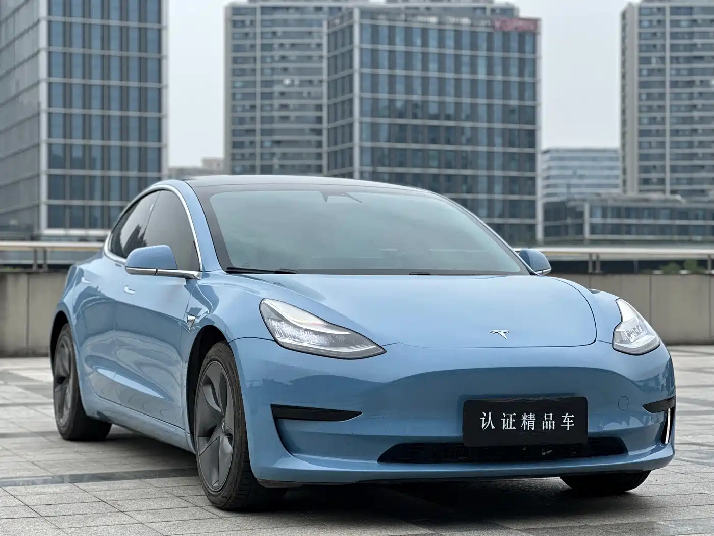 Photo 3 - Tesla Model 3