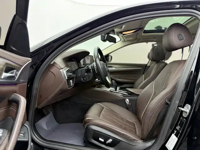 BMW 5 Series 2020 530Li Leading Luxury Package — фото 5